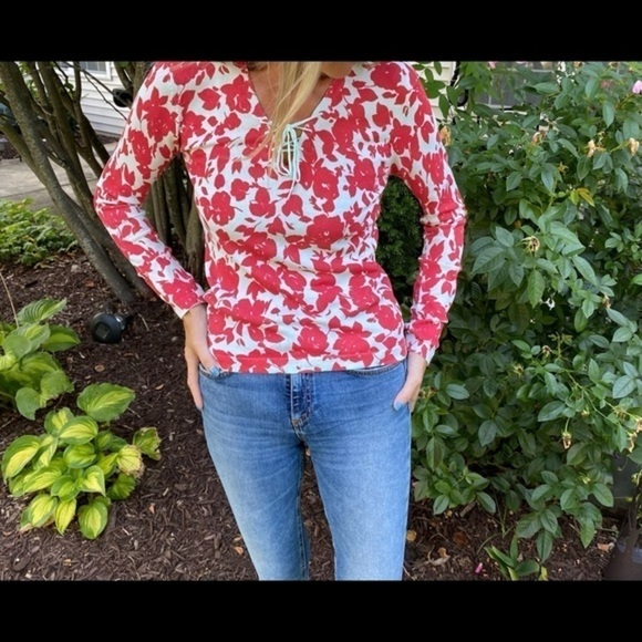 Caryn Vallone Blue and Red Long Sleeve Top - Picture 3 of 9